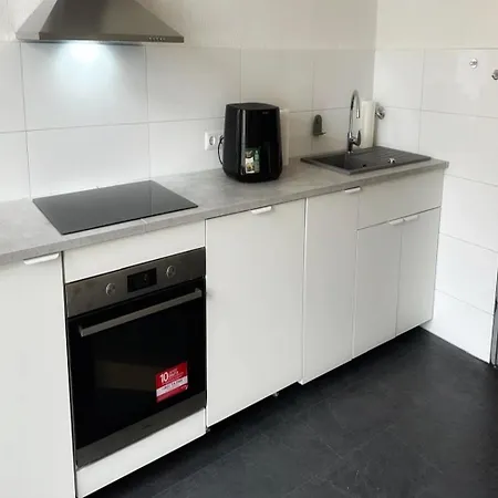 Spacious And Comfy In Appartement